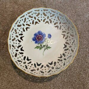 Meissen Porcelain Reticulated Round Bowl 8" Hand Painted Blue Flower Germany